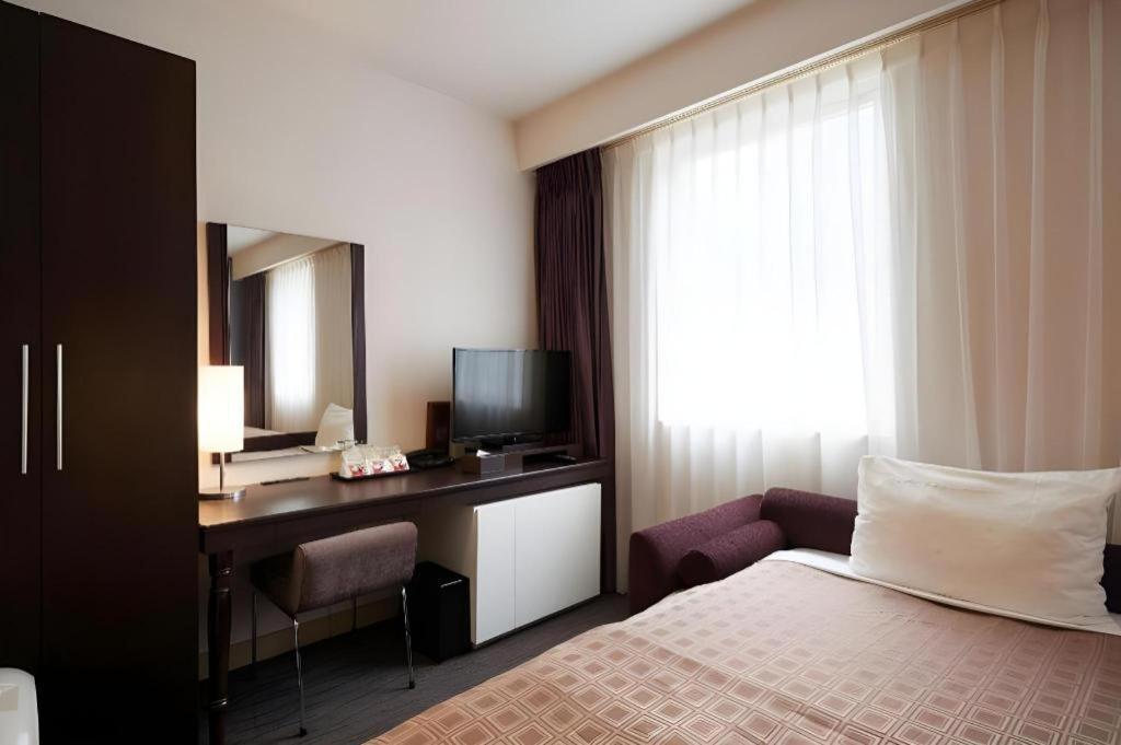 Hotel Yuquesta Asahibashi Naha Bagian luar foto